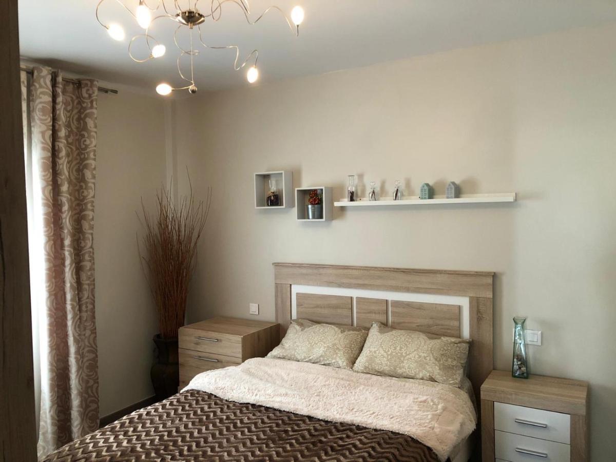 Apartamento Precioso A Dos Minutos De La Playa ซานตาโปลา ภายนอก รูปภาพ